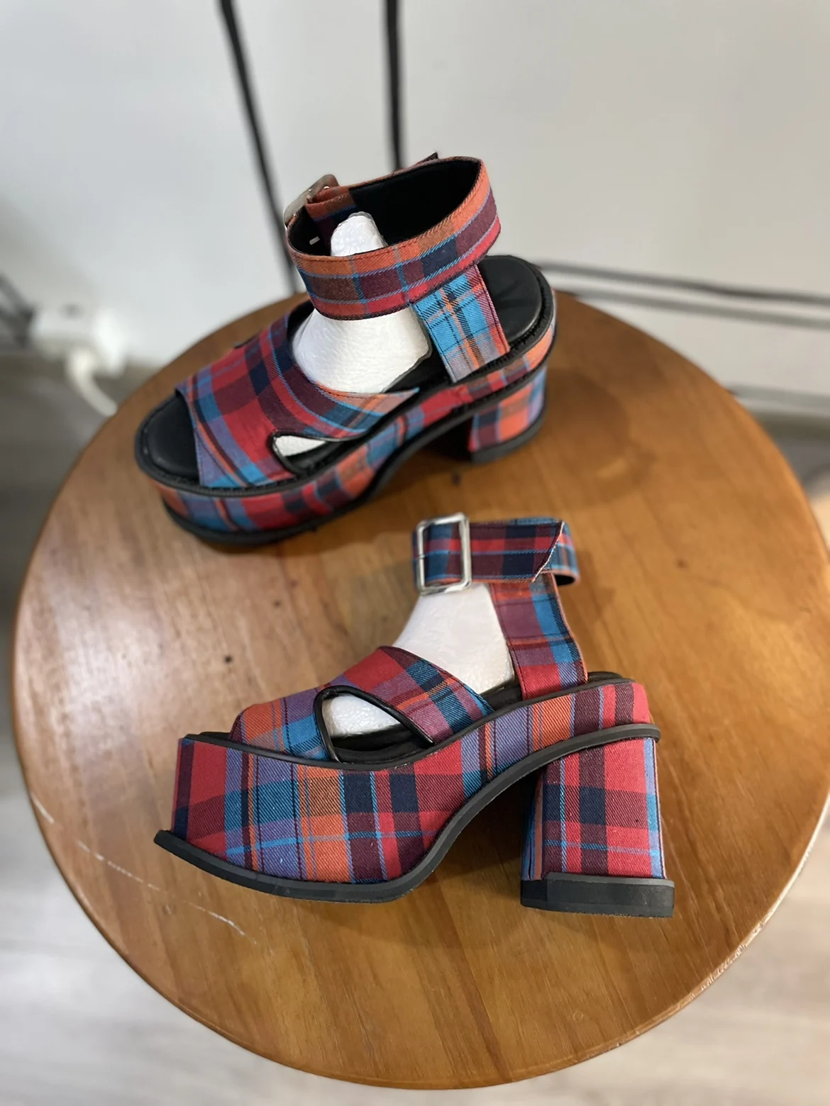 Platform Plaid Buckle Strap Sa - Women'S Fashion Show ulasan dan harga